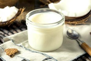 coconut oil for natural beauty